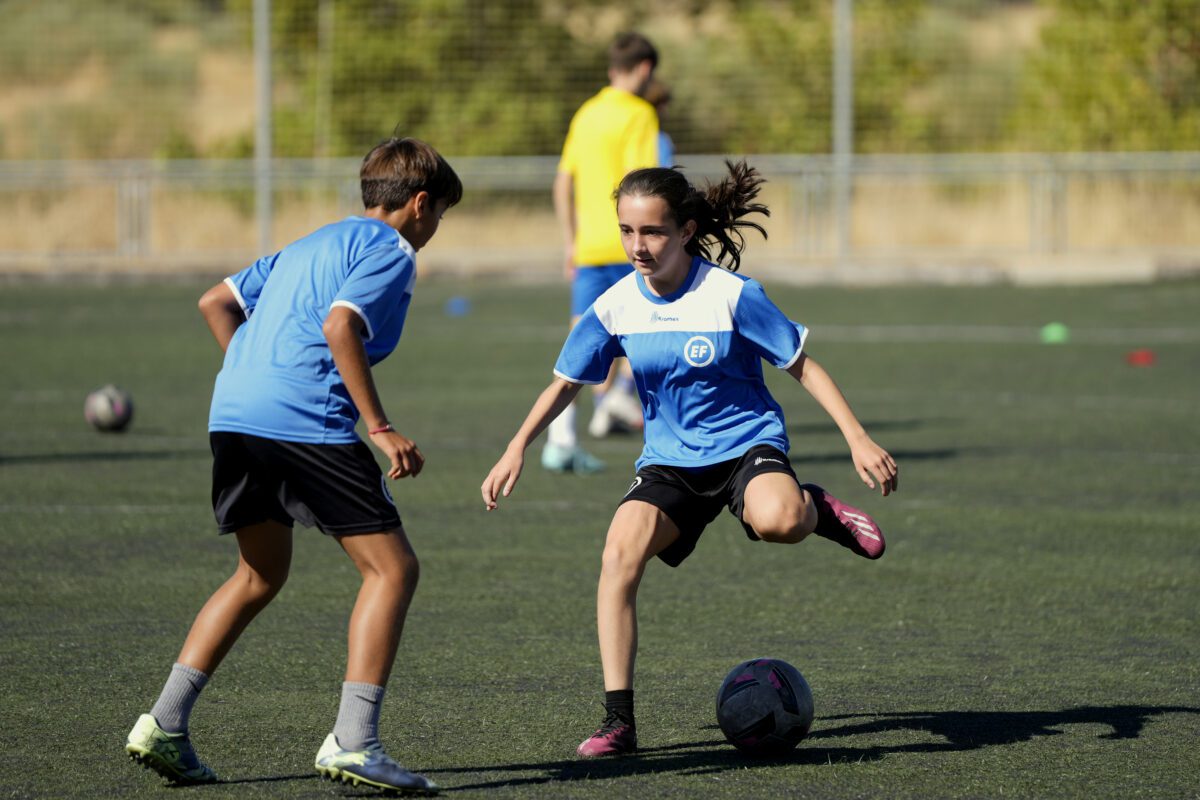 Paula Cubero vs Alexander Zubr - Tecnificacion - EliteFootball